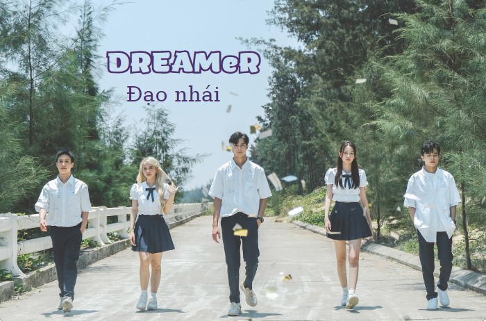 Nhóm nhạc Việt Nam DREAMeR và chiêu trò đạo nhái BlackPink